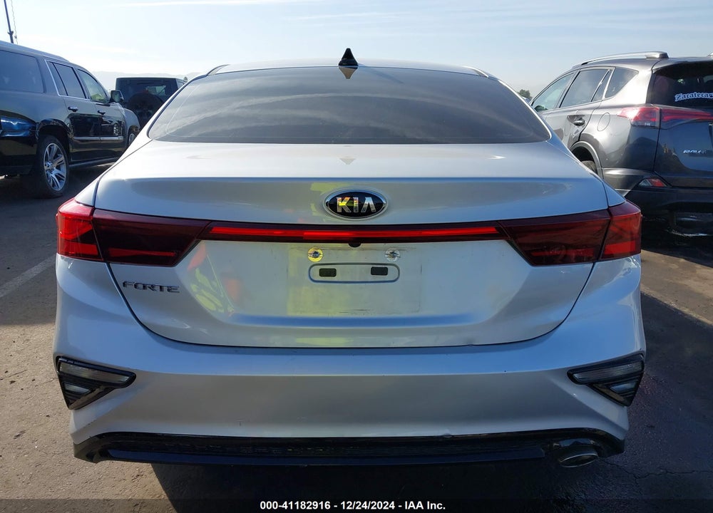 2021 KIA FORTE VIN: 3KPF24AD7ME334469