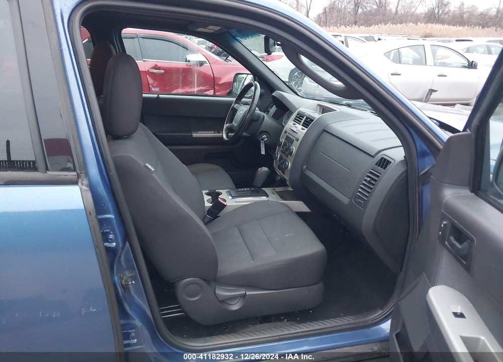 2010 FORD ESCAPE XLT VIN: 1FMCU0D70AKC91657