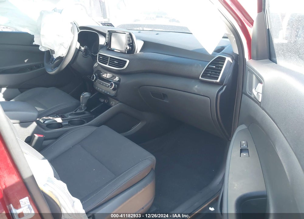 2019 HYUNDAI TUCSON VIN: KM8J3CA40KU037085