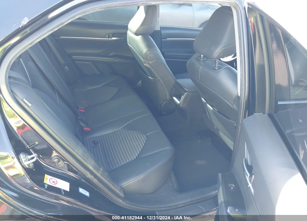 2018 TOYOTA CAMRY VIN: 4T1B11HK5JU098160
