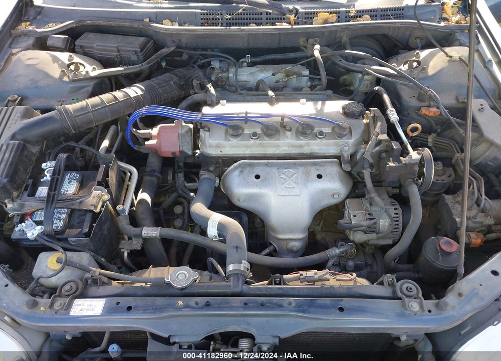1998 HONDA ACCORD EX VIN: 1HGCG5655WA058649