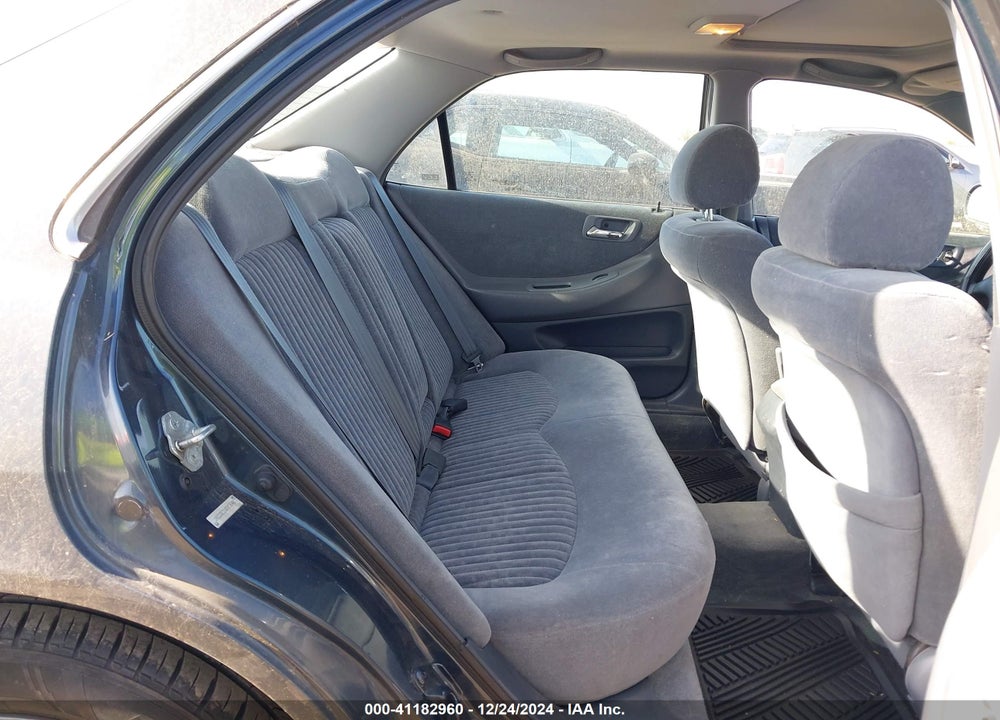 1998 HONDA ACCORD EX VIN: 1HGCG5655WA058649