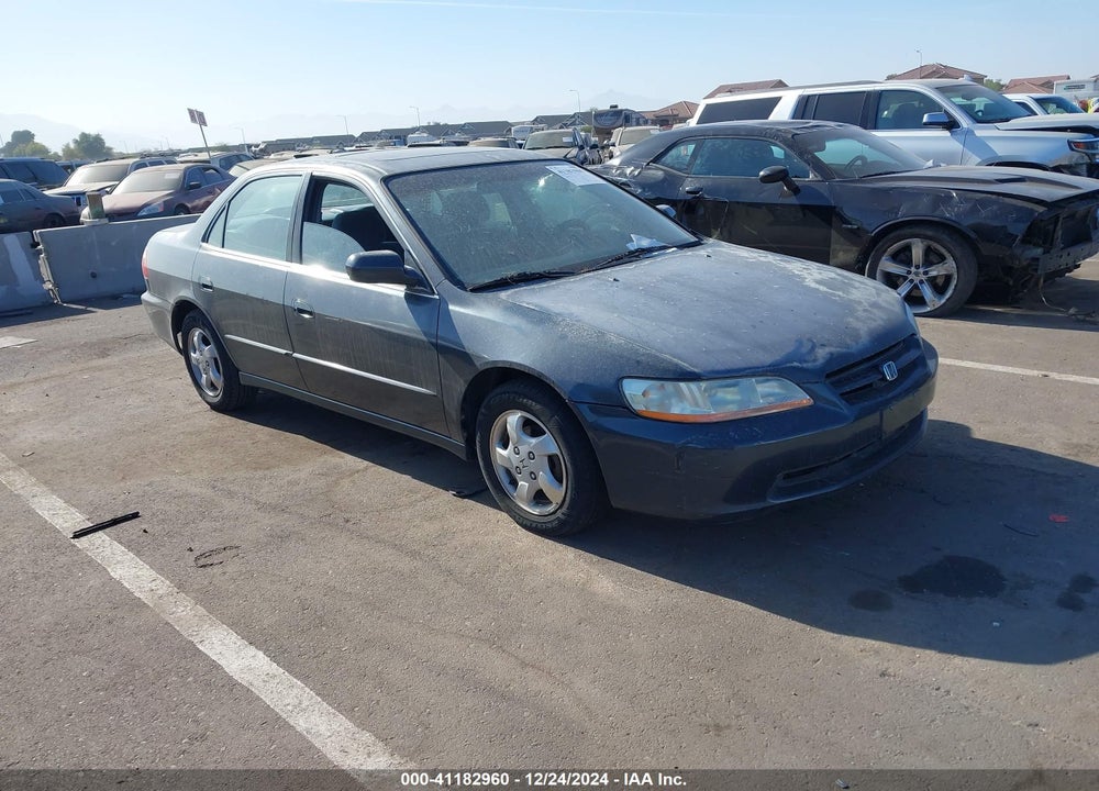 1998 HONDA ACCORD EX VIN: 1HGCG5655WA058649