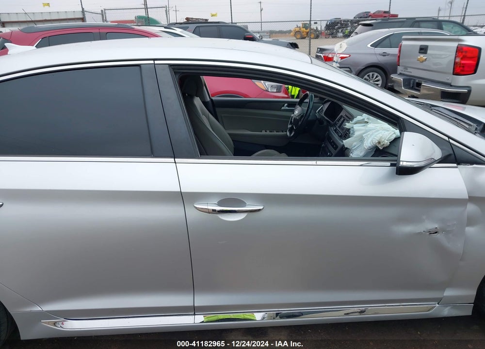 2015 HYUNDAI SONATA VIN: 5NPE34AF9FH217288
