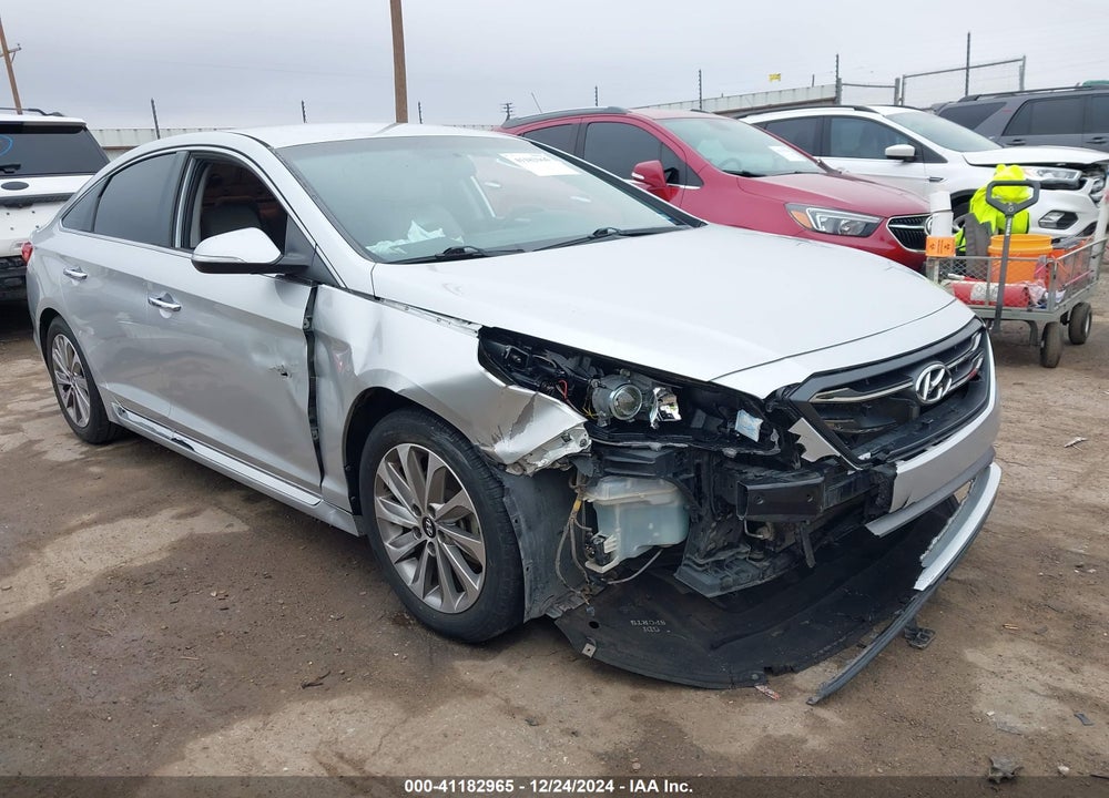 2015 HYUNDAI SONATA VIN: 5NPE34AF9FH217288