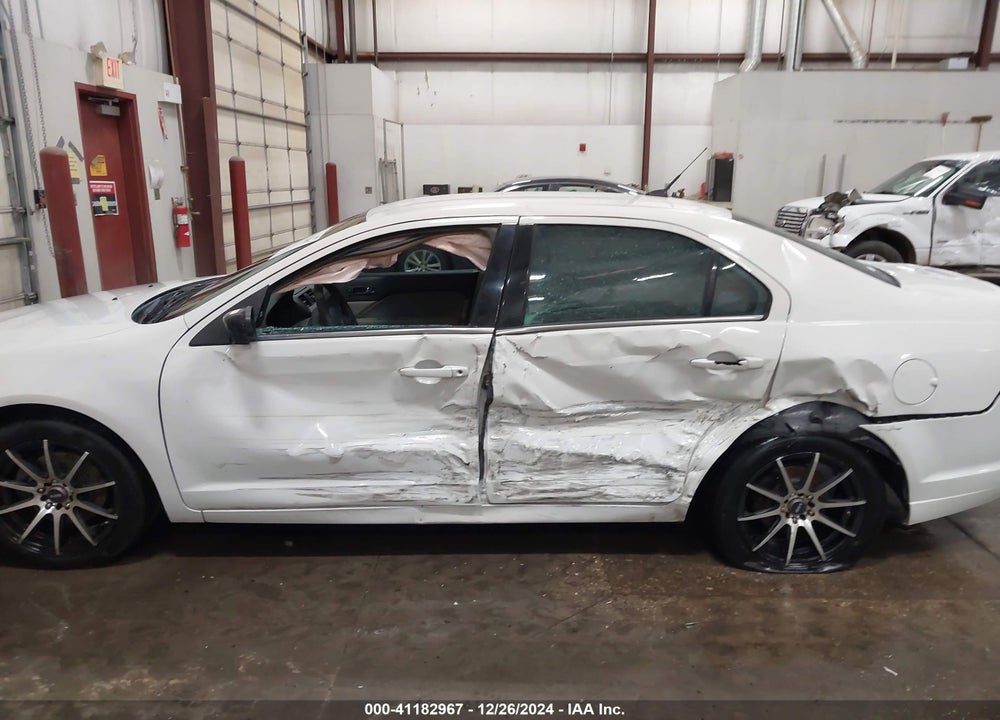 2011 FORD FUSION SE VIN: 3FAHP0HA7BR268578