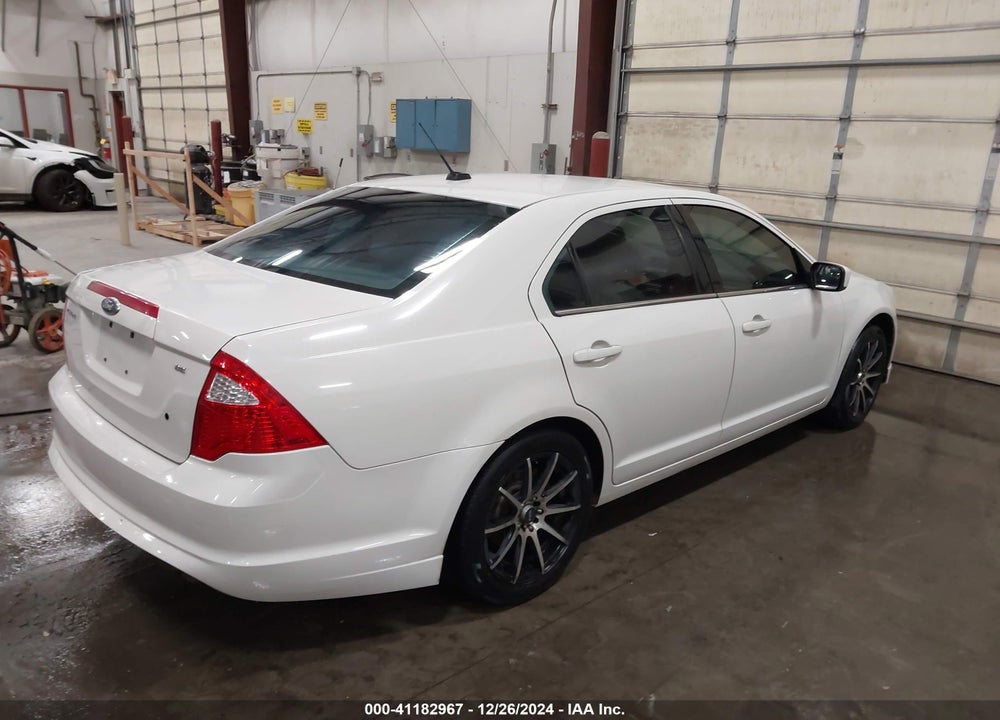 2011 FORD FUSION SE VIN: 3FAHP0HA7BR268578