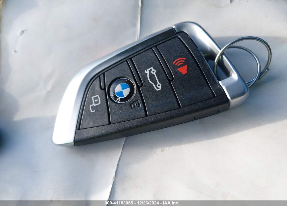 2022 BMW M4 VIN: WBS43AZ04NCJ28077
