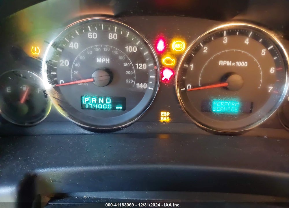 2006 JEEP COMMANDER VIN: 1J8HG48K56C207415