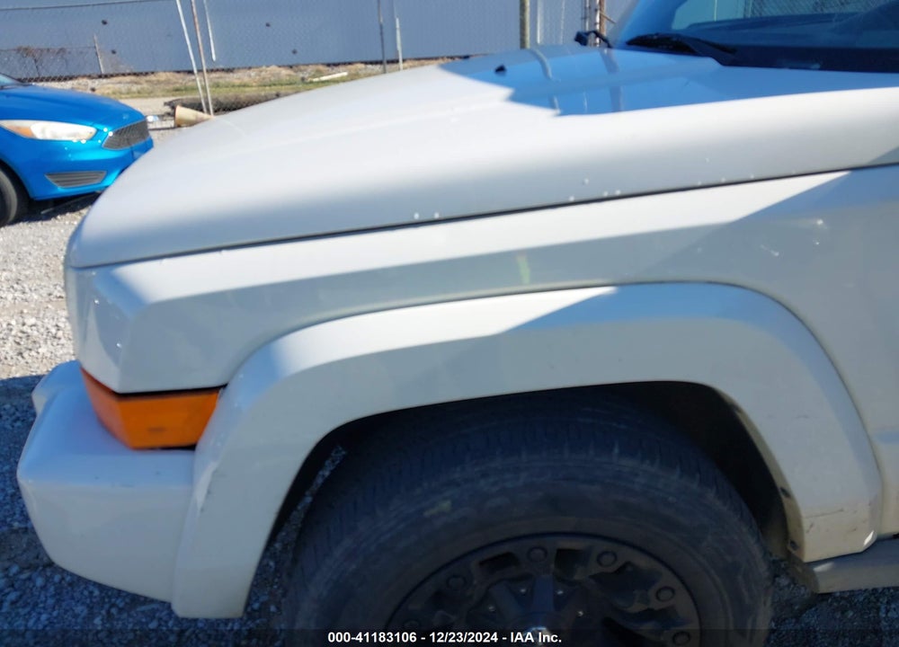 2006 JEEP COMMANDER VIN: 1J8HG48K76C330603