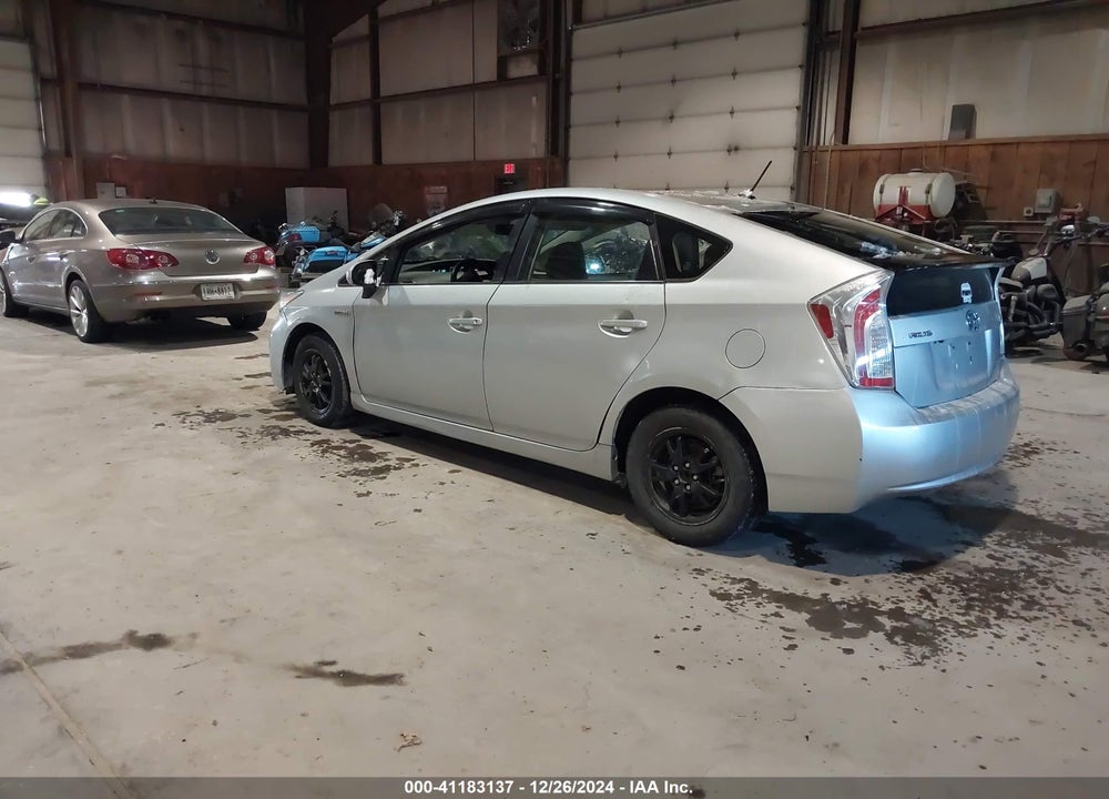 2014 TOYOTA PRIUS VIN: JTDKN3DU1E1754924
