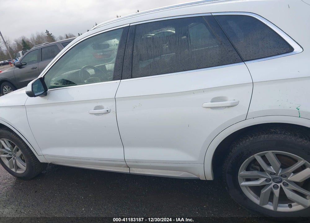 2020 AUDI Q5 PREMIUM 45 TFSI QUATTRO S TRONIC/TITANIUM PREMIUM 45 TFSI QUATTRO S TRONIC VIN: WA1ANAFY9L2031372