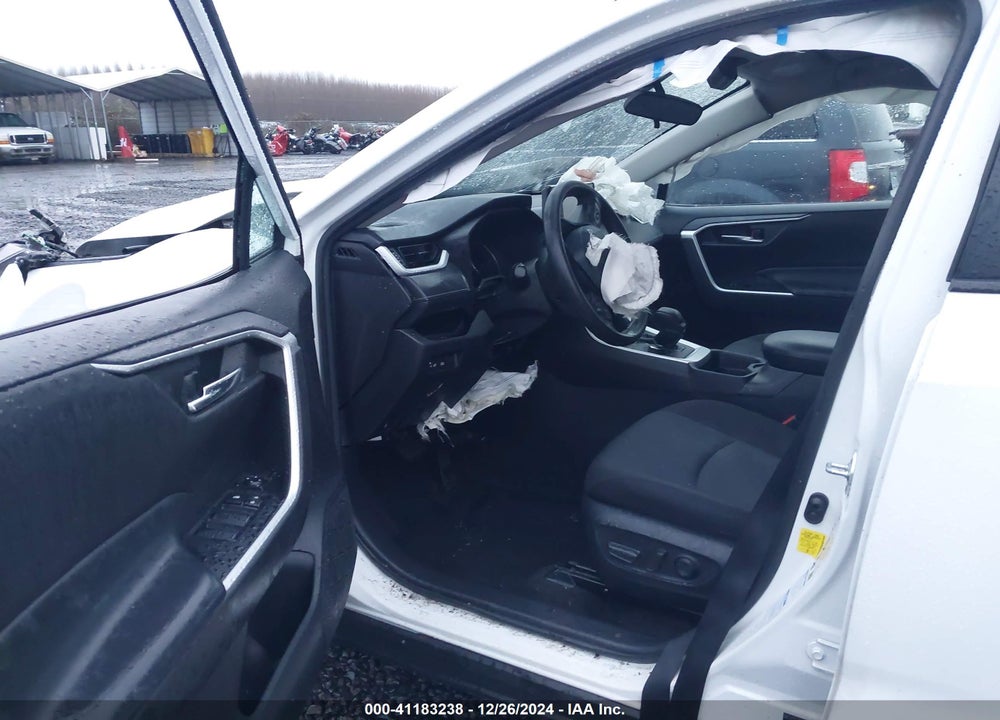 2021 TOYOTA RAV4 HYBRID XLE VIN: 4T3RWRFVXMU040343