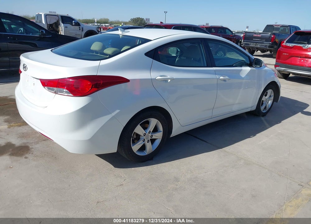 2013 HYUNDAI ELANTRA VIN: 5NPDH4AE9DH166599