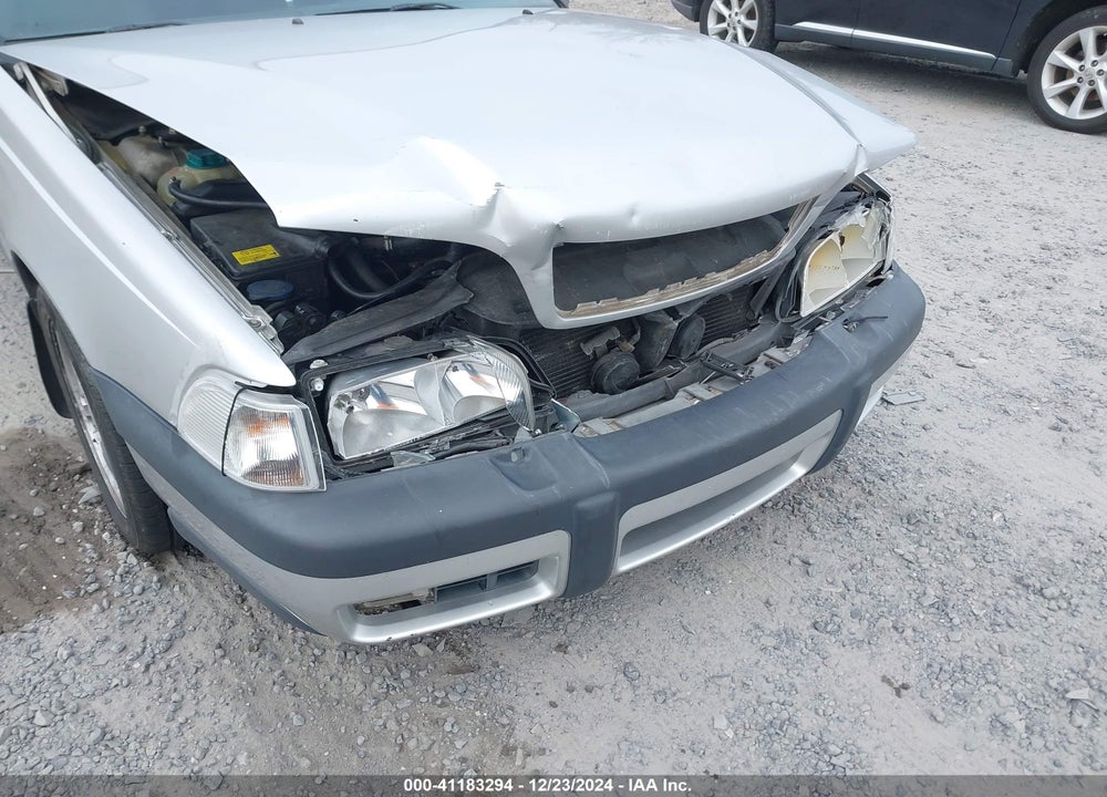 2000 VOLVO V70 VIN: YV1LZ56DXY2727554