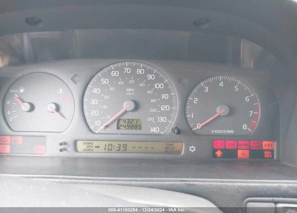2000 VOLVO V70 VIN: YV1LZ56DXY2727554