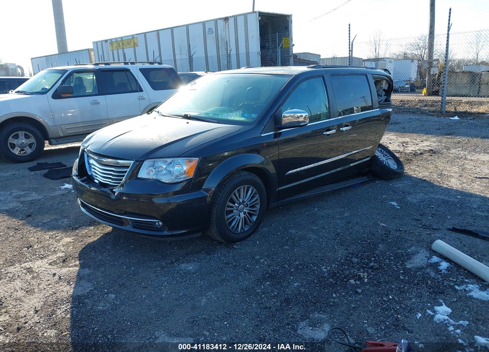 2016 CHRYSLER TOWN & COUNTRY TOURING-L ANNIVERSARY EDITION VIN: 2C4RC1CG3GR222450