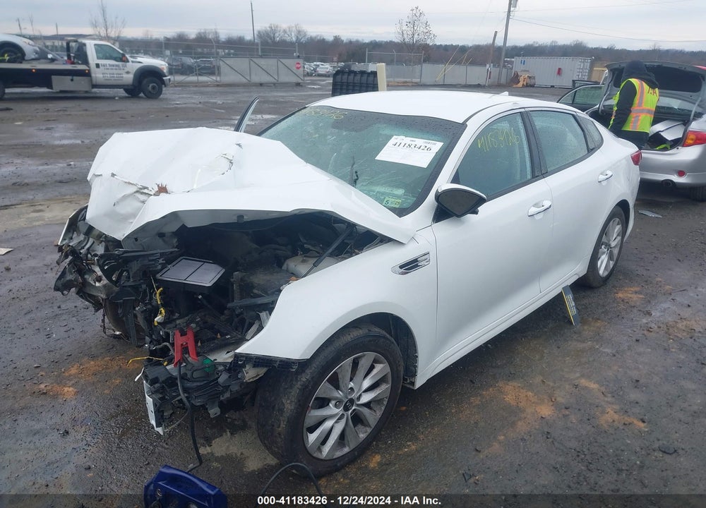 2016 KIA OPTIMA VIN: 5XXGU4L32GG092608