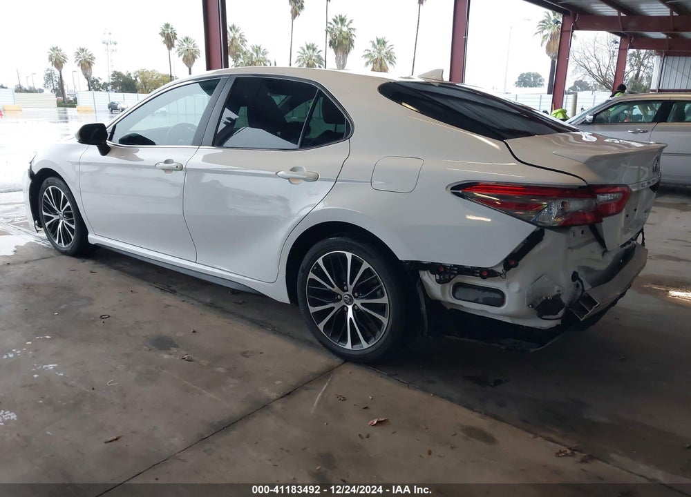2019 TOYOTA CAMRY SE VIN: 4T1B11HK3KU845028