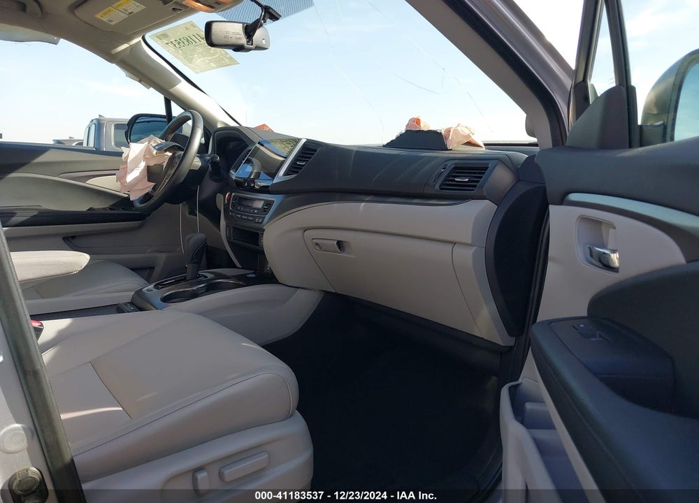2017 HONDA PILOT EX-L VIN: 5FNYF6H59HB001228