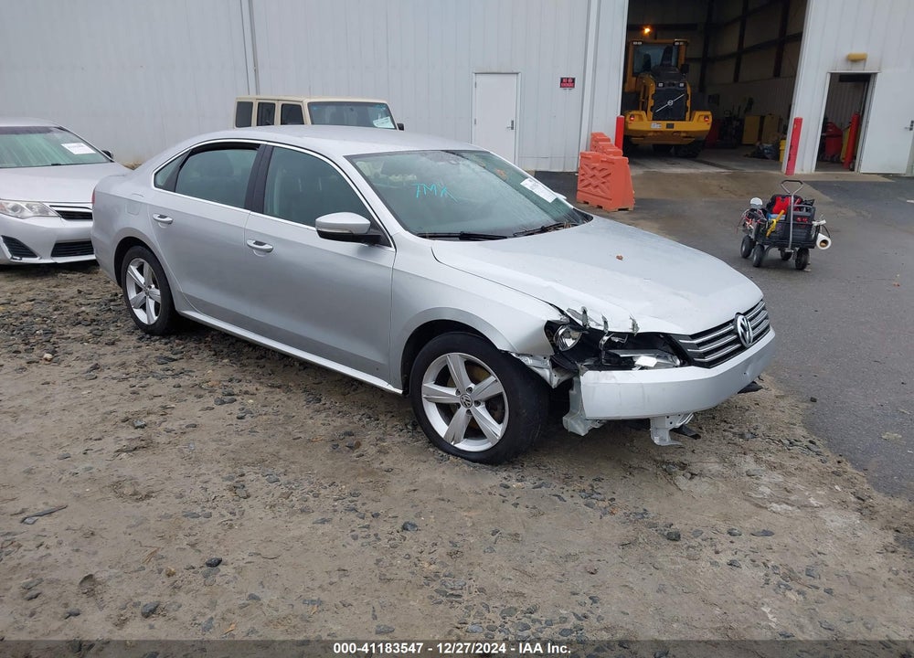 2013 VOLKSWAGEN PASSAT 2.5L SE VIN: 1VWBP7A31DC073515
