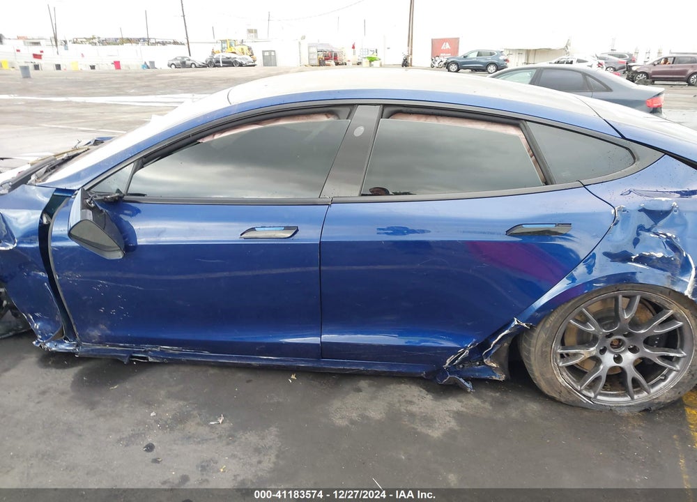 2021 TESLA MODEL S VIN: 5YJSA1E69MF449385
