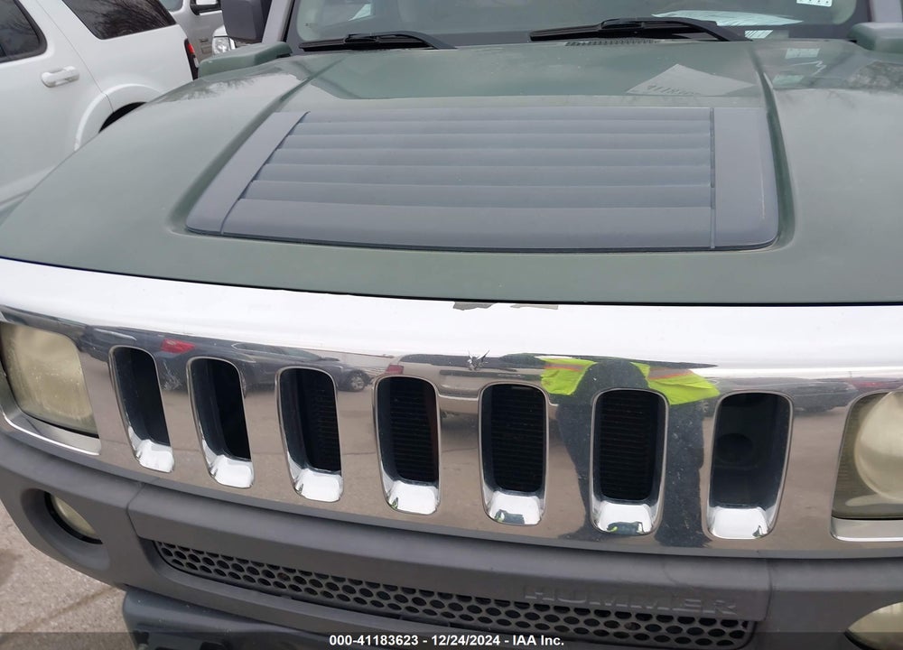 2006 HUMMER H3 SUV VIN: 5GTDN136268100953