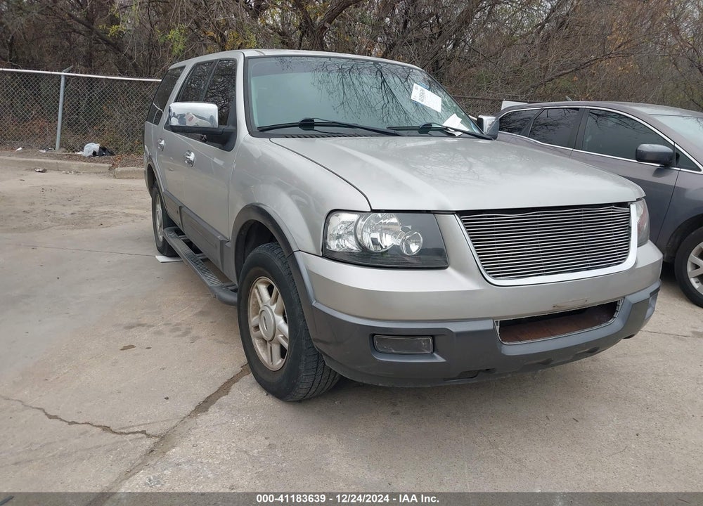 2005 FORD EXPEDITION XLT VIN: 1FMPU15585LA77035