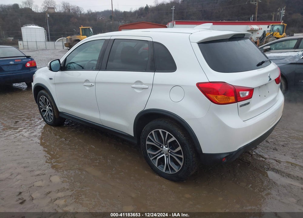 2017 MITSUBISHI OUTLANDER SPORT VIN: JA4AR3AU8HZ061384