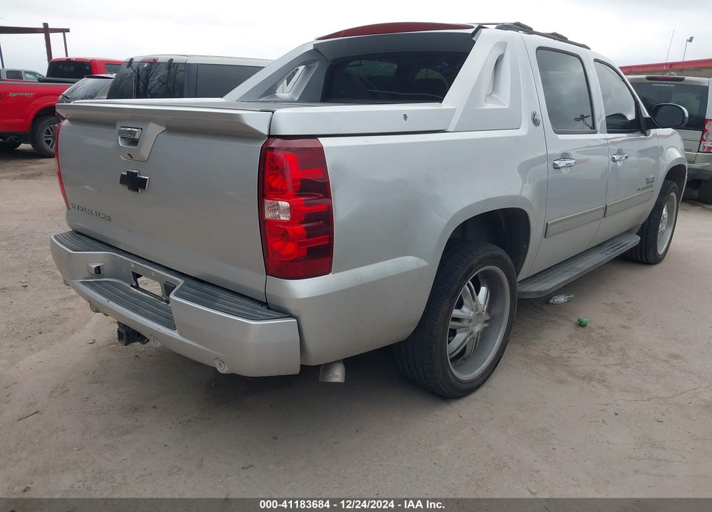 2013 CHEVROLET AVALANCHE LS VIN: 3GNMCEE06DG145468