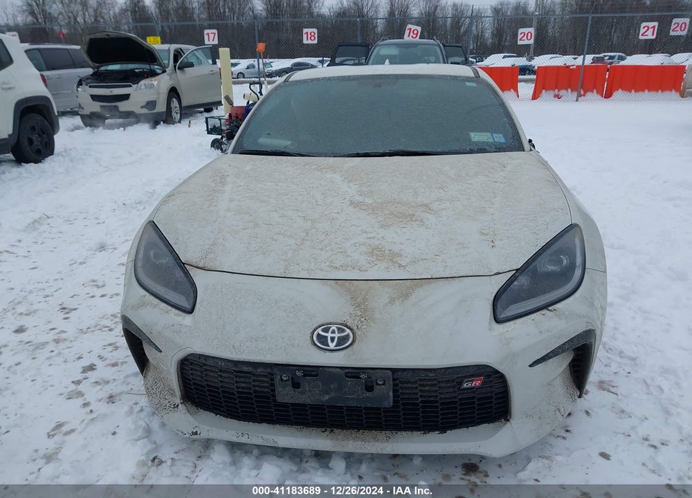 2024 TOYOTA GR86 PREMIUM VIN: JF1ZNBE14R8753136