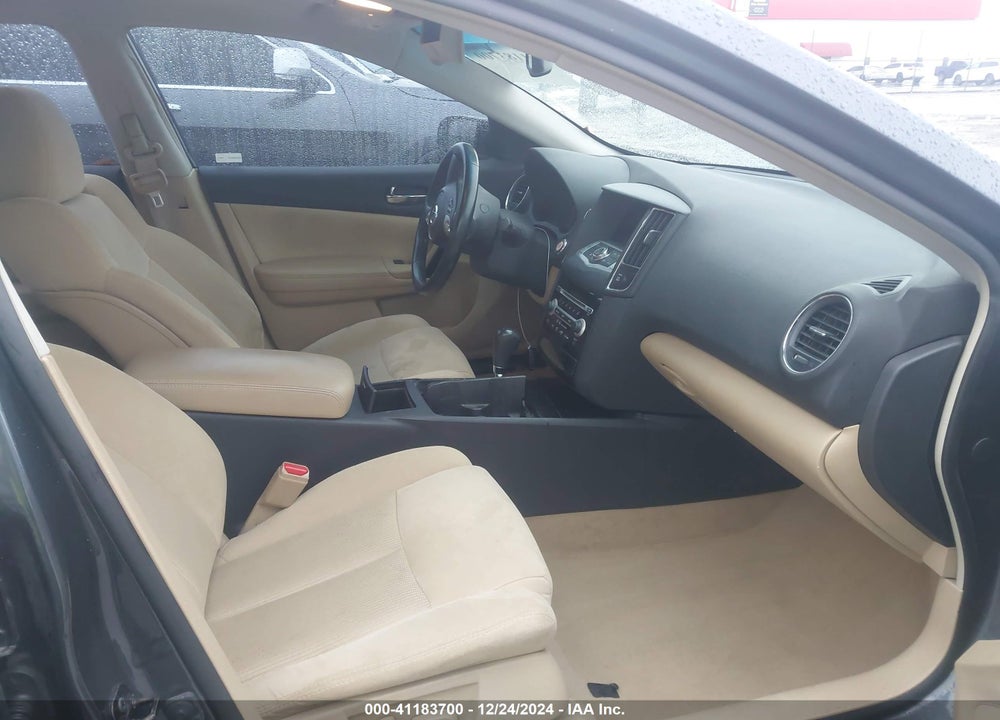 2010 NISSAN MAXIMA 3.5 S VIN: 1N4AA5AP1AC817302