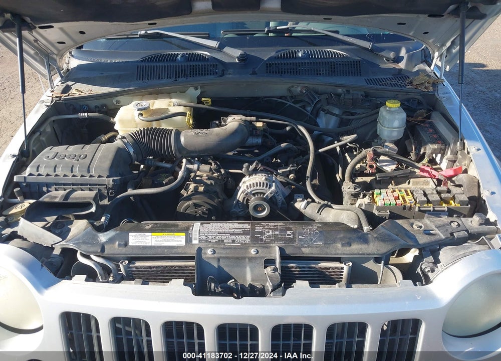 2005 JEEP LIBERTY SPORT VIN: 1J4GK48K75W694562