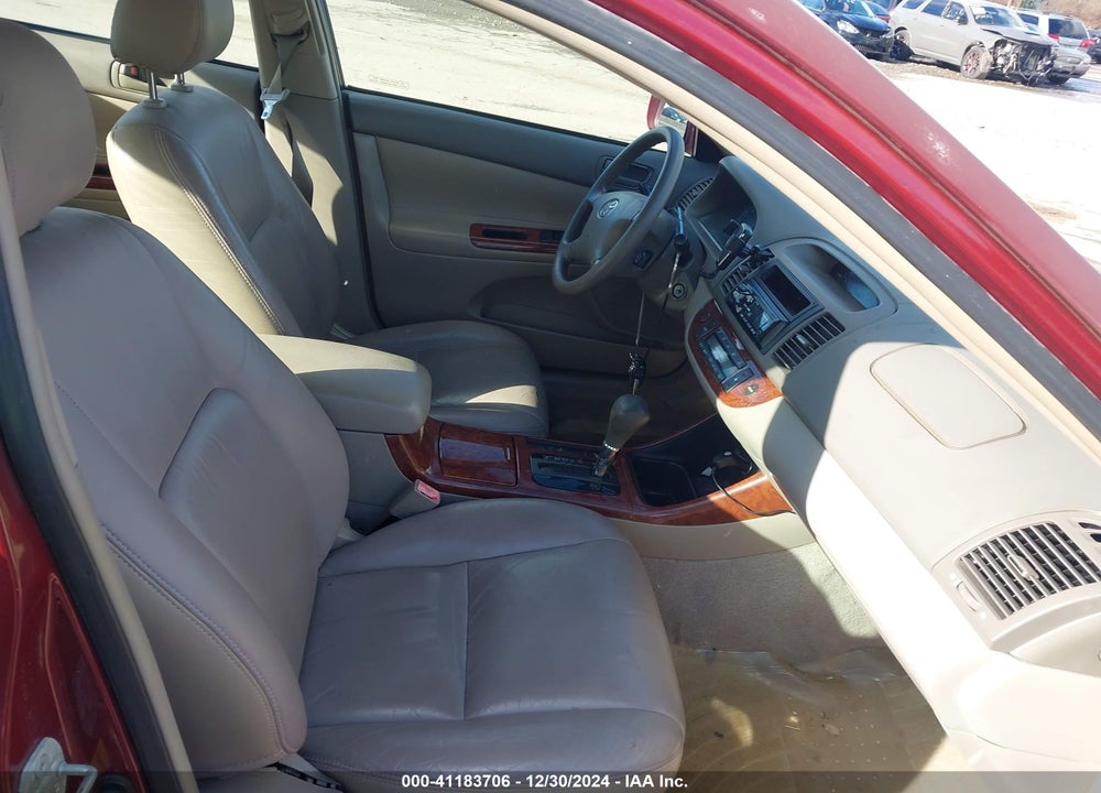 2002 TOYOTA CAMRY XLE VIN: 4T1BE30K12U001730