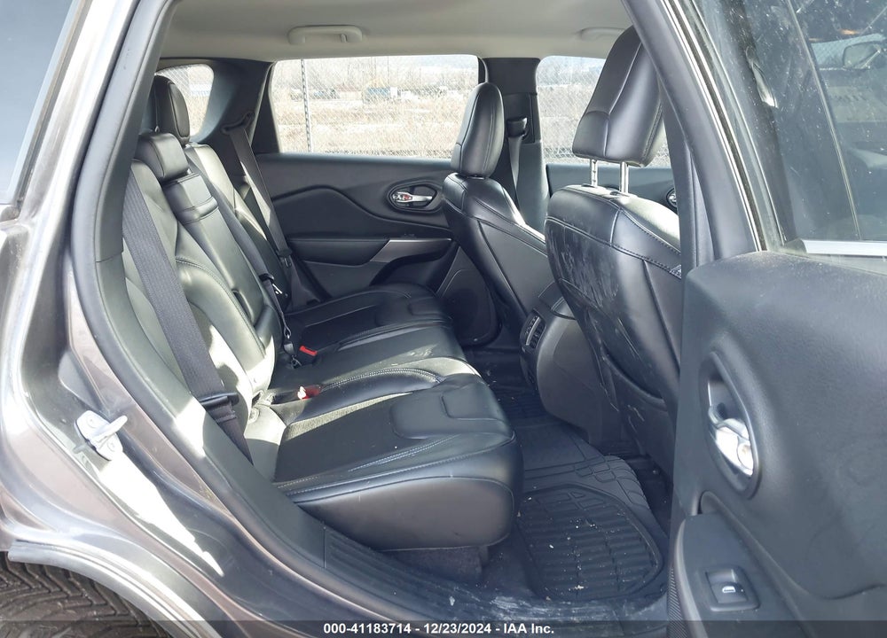 2019 JEEP CHEROKEE LATITUDE PLUS 4X4 VIN: 1C4PJMLB9KD128054