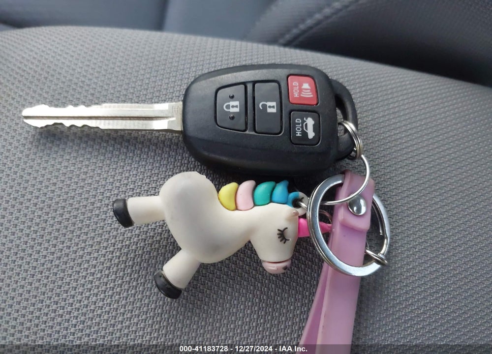 2016 TOYOTA COROLLA VIN: 5YFBURHE2GP449830
