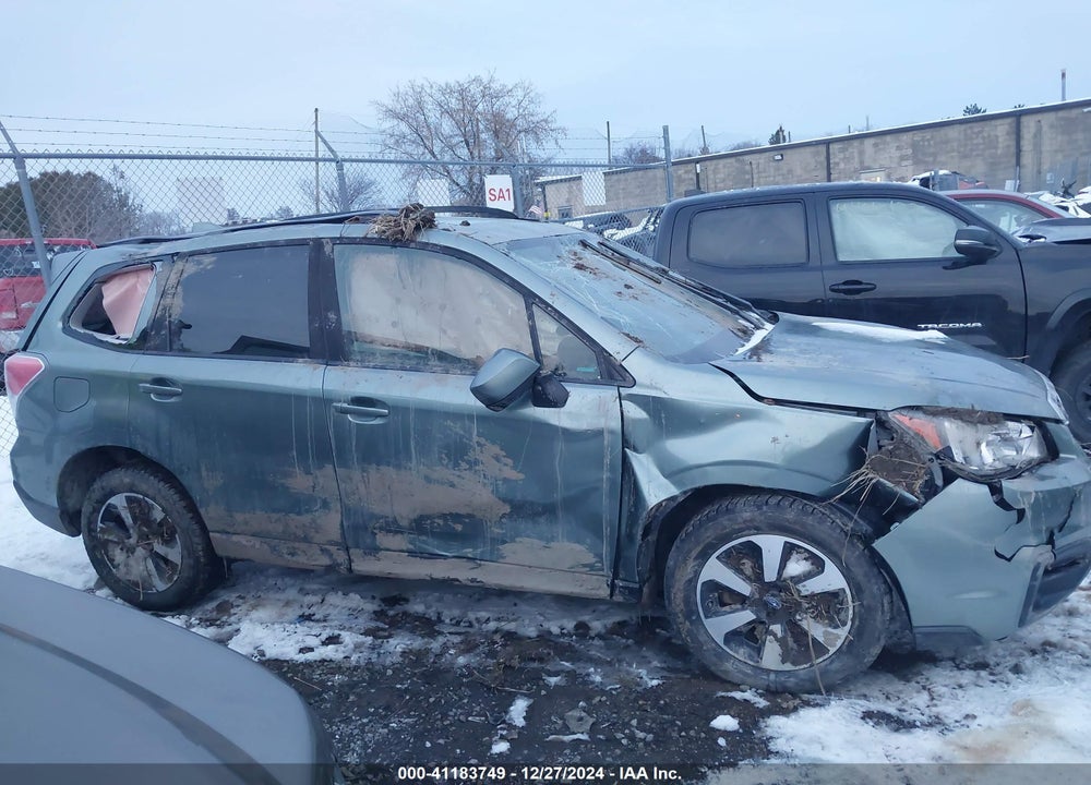 2017 SUBARU FORESTER 2.5I PREMIUM VIN: JF2SJAEC1HH592229