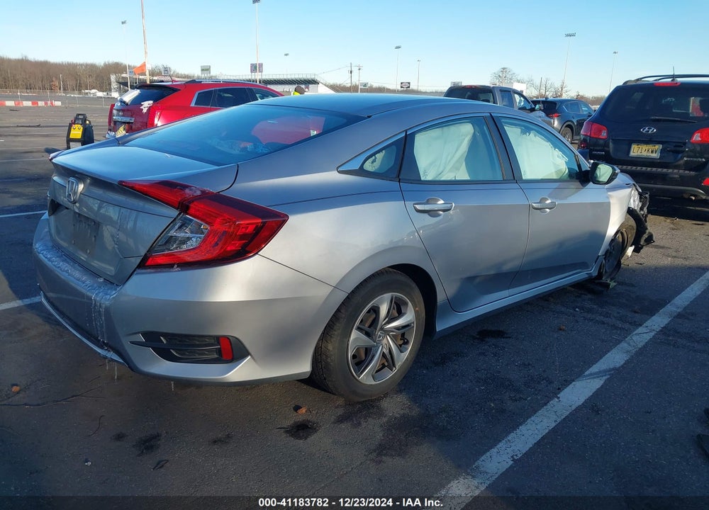 2019 HONDA CIVIC LX VIN: 2HGFC2F65KH581603