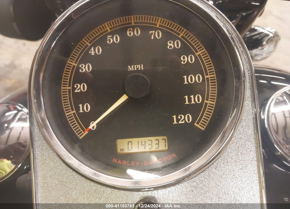 2007 HARLEY-DAVIDSON FLHPI VIN: 1HD1FHM127Y714663