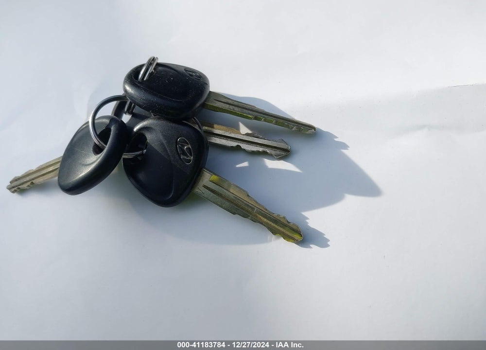 2010 HYUNDAI ACCENT GS VIN: KMHCM3AC8AU165392