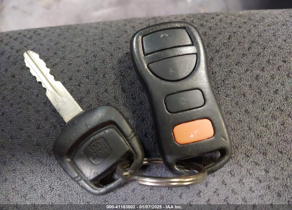 2002 NISSAN MAXIMA SE VIN: JN1DA31D32T205799
