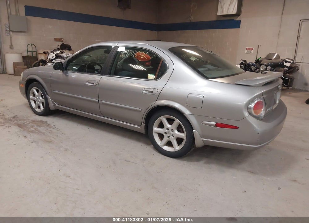 2002 NISSAN MAXIMA SE VIN: JN1DA31D32T205799