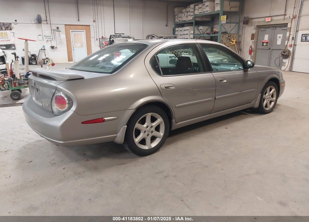 2002 NISSAN MAXIMA SE VIN: JN1DA31D32T205799