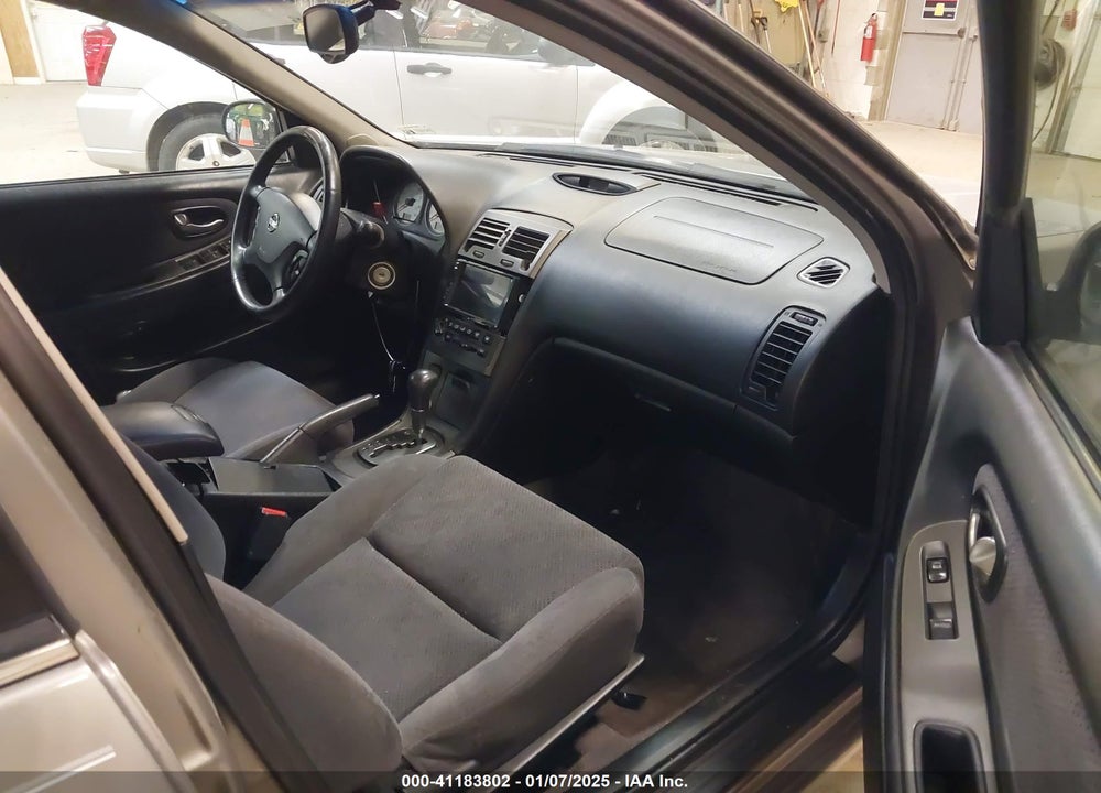 2002 NISSAN MAXIMA SE VIN: JN1DA31D32T205799