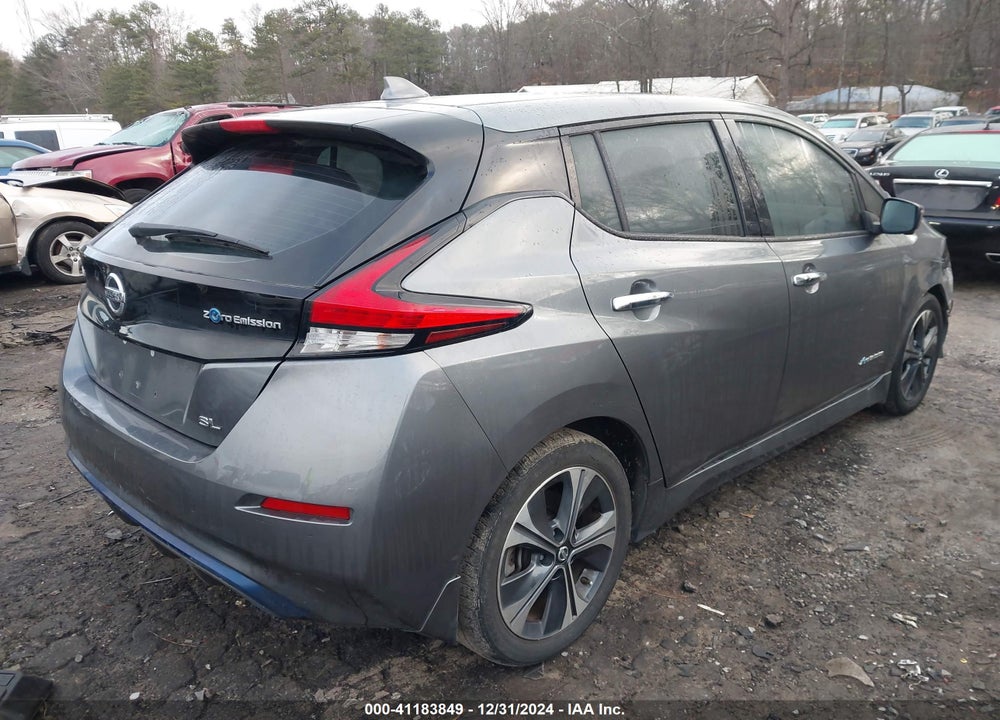 2018 NISSAN LEAF VIN: 1N4AZ1CP8JC315157