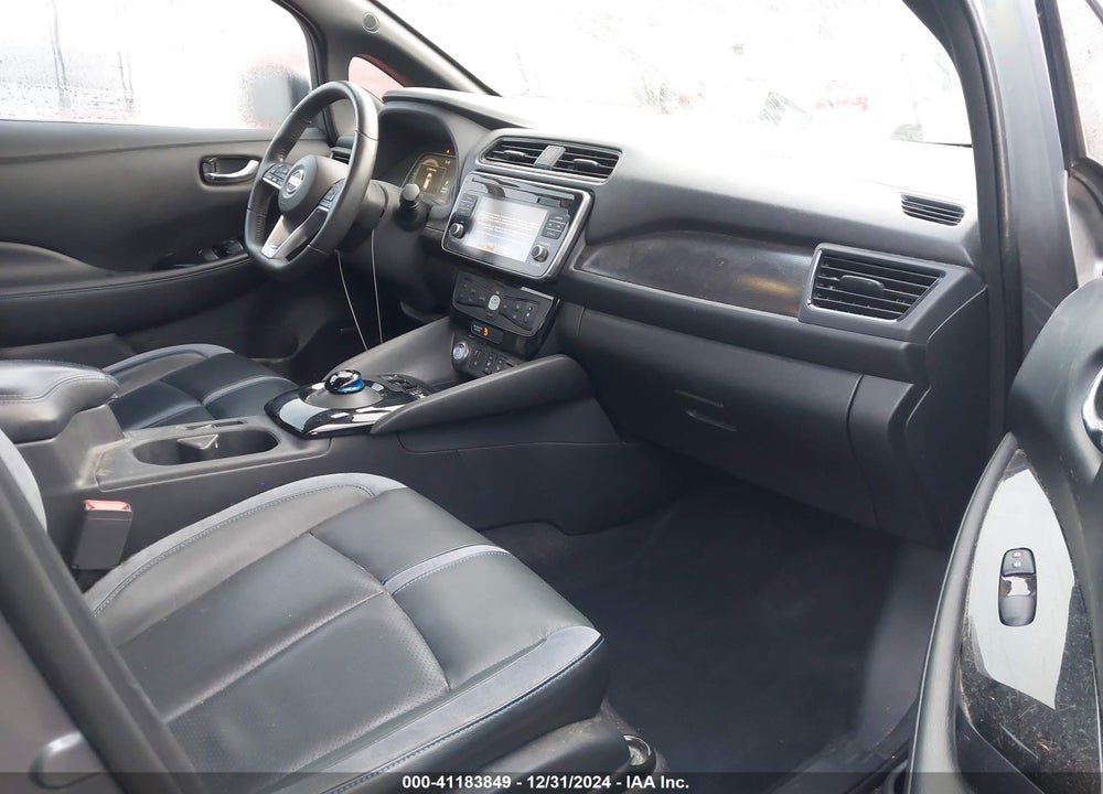 2018 NISSAN LEAF VIN: 1N4AZ1CP8JC315157
