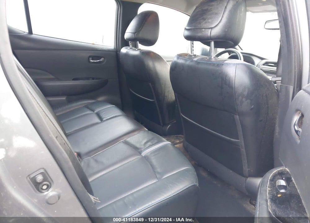 2018 NISSAN LEAF VIN: 1N4AZ1CP8JC315157