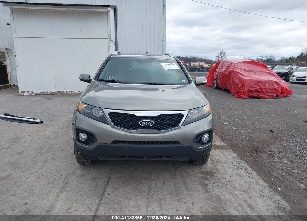 2013 KIA SORENTO LX VIN: 5XYKTCA61DG349298