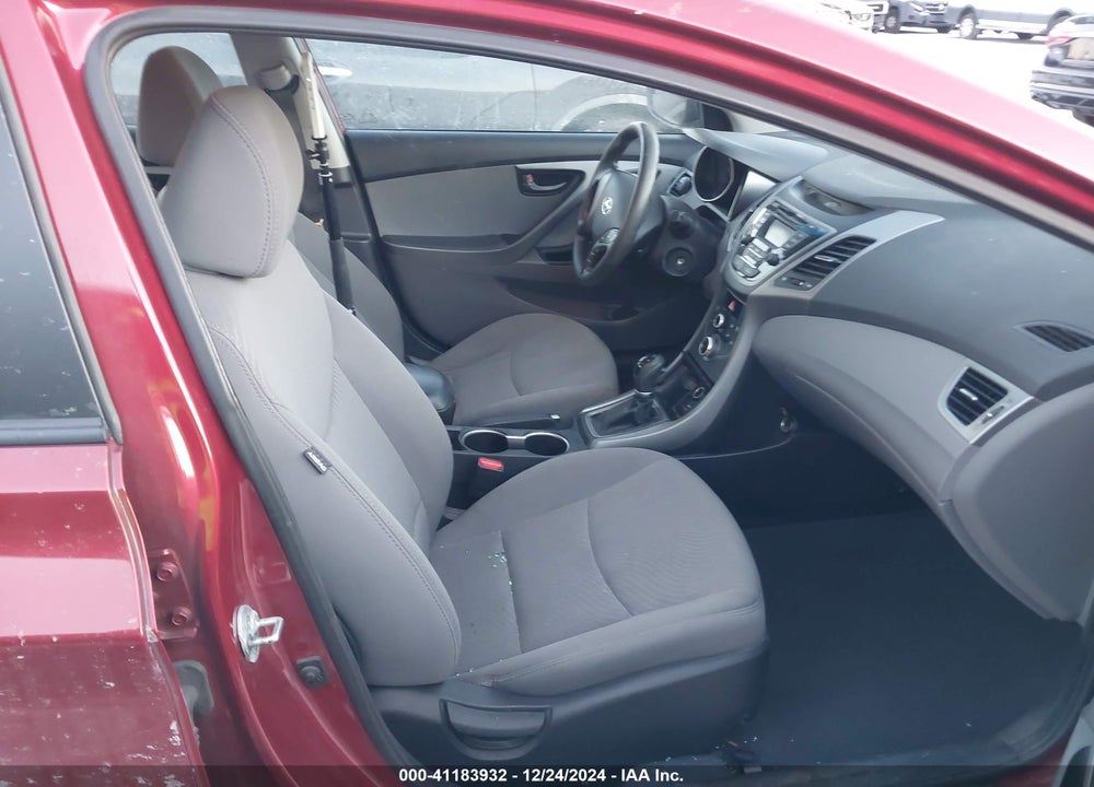 2014 HYUNDAI ELANTRA SE VIN: 5NPDH4AE9EH542736