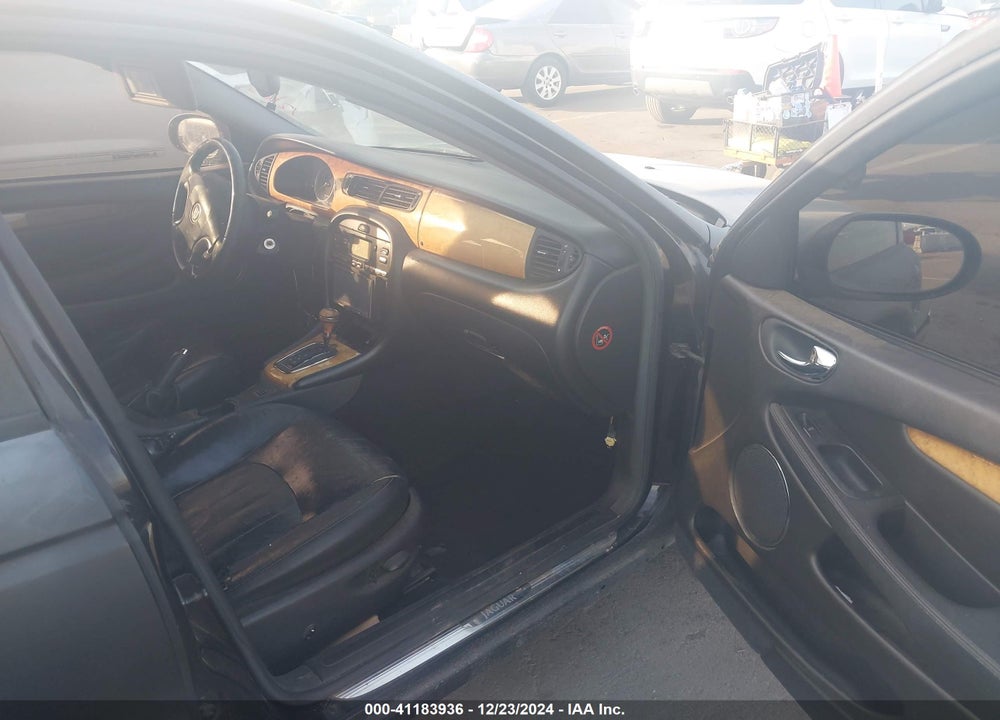 2003 JAGUAR X-TYPE 3.0 VIN: SAJEA51C03WC97284